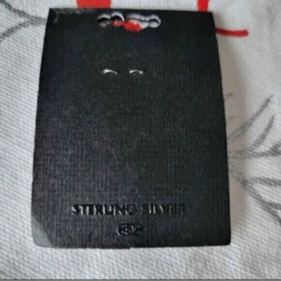 Sterling Silver Hoop Earrings NWT - Picture 5 of 6